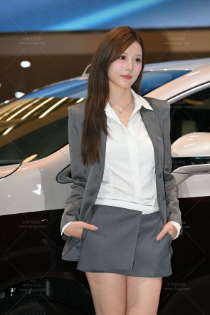 牛牛的制服套装【套图89P/1.69G】