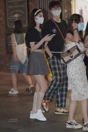 百褶裙肉丝女友