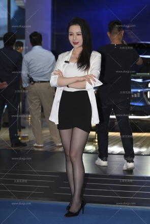 王阿姨制服黑丝【套图+129P】