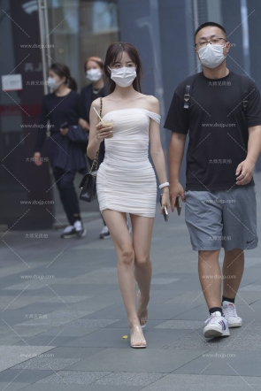 性感白皙美女【套图+108P】