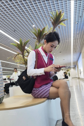 南航空姐下班肉si高跟清秀气质