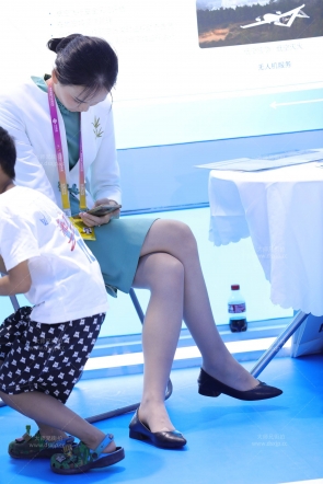 旗袍超薄肉丝美腿