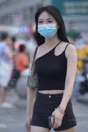 热裤极品美女身材【套图+158P】