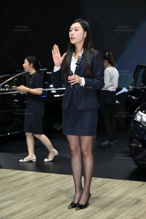 制服套装黑丝包臀裙【219P/4.37G】