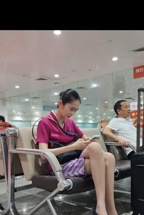 南航空姐肉丝美腿